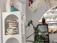 -春树下·树屋花房西餐厅(罍街AS1980店)