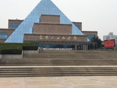 -上海市龙华烈士陵园