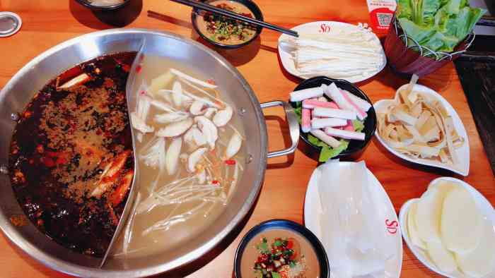 蜀都老火锅-"今天,大圆探店——蜀都老火锅 位置在建.