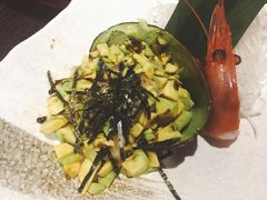 三文鱼刺身拌牛油果-角落里(中山公园店)