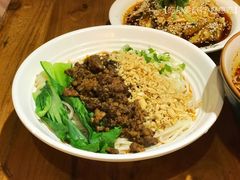 -芙蓉巷成都名小吃(丹尼斯2天地店)