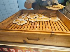 -四囍码头海鲜烧烤自助火锅(外滩南京东路悦荟广场店)