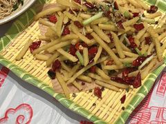 -肥肥虾庄·金牌油焖大虾(汉口城市广场店)
