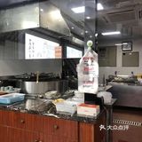 位置很好找，价格实惠量很足，整个店面很干净
