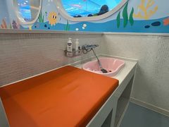 -戊辰亲子游泳俱乐部