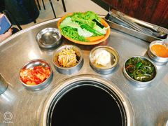 -釜山火炉·海鲜烤肉(紫藤路店)