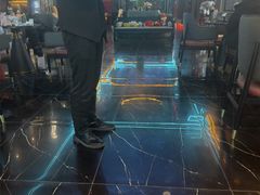 -屋有岛沉浸游戏旗舰店(中山公园店)