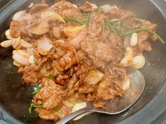 -辛香味烧鱼馆·非遗技艺·排骨红烧肉(光谷医药园店)