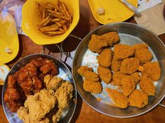 -BHC炸鸡(明洞总店)