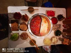鸳鸯锅-朱氏胖子烂火锅(洪崖洞店)
