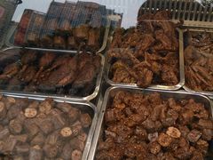 -张鸭子重庆特产卤味小吃(未来国际店)