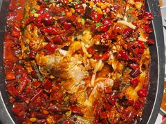 -江边城外烤全鱼(世茂广场店)