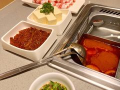 -海底捞火锅(宝龙广场夜宵主题店)