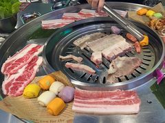 -哈哈碳都·牛肋条无限自助烤肉(宝龙店)
