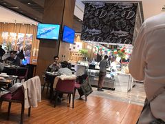 -飨食汇全日制餐厅·昆山皇冠假日酒店(九方店)