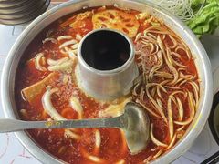 -碰湘地·鲜切牛肉麻辣烫(新世纪家园店)