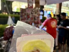 面包夹覆盆子-詹爷爷乌节路街头冰淇淋