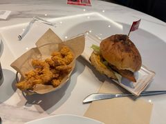 -必胜客(砂之船中东奥莱店)