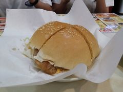 猪扒包-旺角宝港式茶餐厅(寮步店)