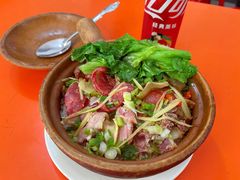 招牌三宝腊味饭-潮香兴煲仔饭(莲花路店)