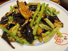 -茅台镇网红溶洞餐厅·茅帮菜馆