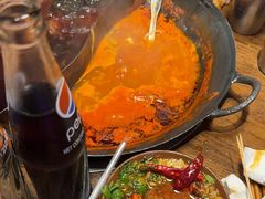 -萍姐火锅·公路夜市(武汉首店)