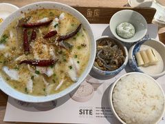 -渔语鱼酸菜鱼新川菜(万象城店)