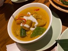 黄咖喱鸡-mango tree芒果树泰国餐厅(青岛万象城店)