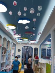 -鲸鱼堡亲子恒温泳池游泳俱乐部(彰泰天街店)