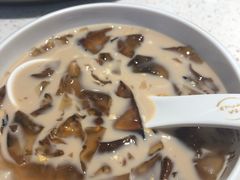 奶茶冰粉-串一火锅(赛格国际购物中心店)