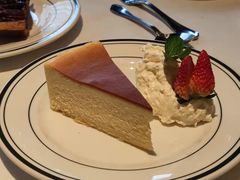 -Wolfgang’s Steakhouse 沃夫冈牛排馆(上海白玉兰广场店)