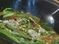 -万里闯关东铁锅炖菜馆(高新旗舰店)