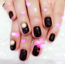 -进巍美甲美睫店