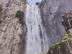 -刘伯温故里景区百丈漈