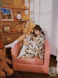 点击看大图 -持熹光年写真体验馆