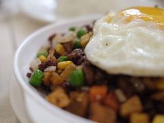 干免治牛肉饭-喜莲咖啡