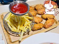 鸡翅薯条-叶派龙虾•招牌香辣蟹·海鲜(中海国际店)