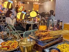 自助取餐区-微醺烤牛·炭火烧烤·精酿啤酒(东郊记忆店)
