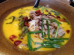 经典酸辣雪花肥牛面-和府捞面(景枫中心店)