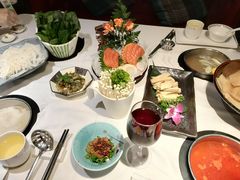 -泓炙颐凤鲜海鲜火锅料理(桐乡店)