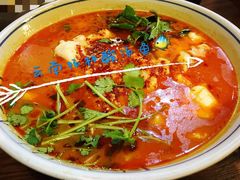 -云海肴·汽锅鸡·云南代表菜(天山百盛优客店)
