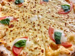 玛格丽特披萨-BISTROFIORE美伊娜(伊犁南路店)