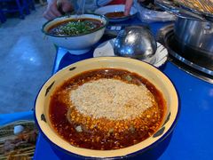 -马路边边麻辣烫(世纪金源店)