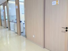 -柏乐口腔医院·舒适化无痛种植牙中心(东盟商务区院)
