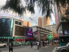 -清真.德枭炕肉店.青海菜(大新街夜市店)