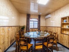 -李东农庄(中南百草园地标店)