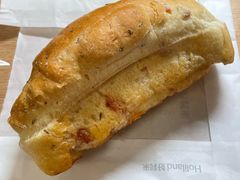 脆皮香肠黄油吐司-好利来(西宸广场店)