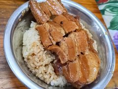-梁阿婆廿年老牌扣肉糯米饭