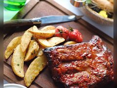 嫩煎鸡腿肉-Wei菋·Le Bistrot