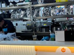 -CoCo都可(湖滨银泰店B区店)